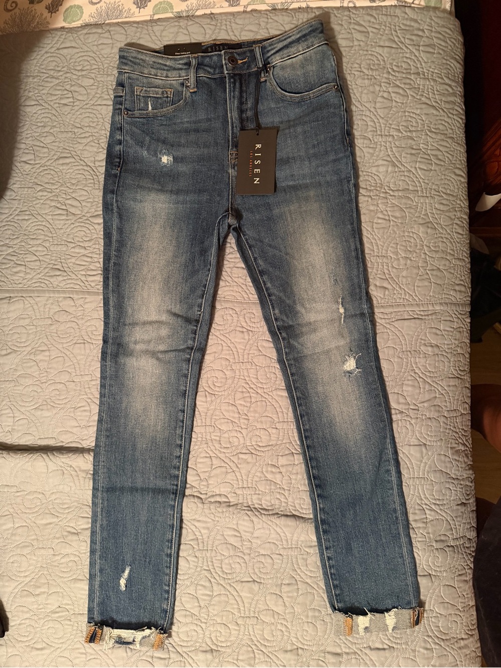 Risen High Rise Vintage Skinny Jeans 26/3 Distressed Cuffed NWT
